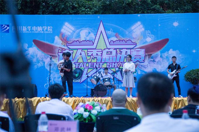 達人秀總決賽，巴蜀笑星傾情助陣