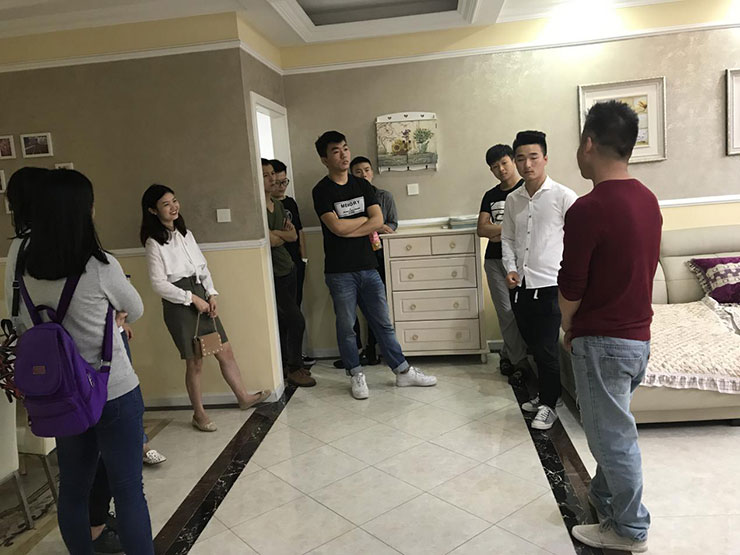 企業(yè)參觀行——從實戰(zhàn)出發(fā)，提高動手能力